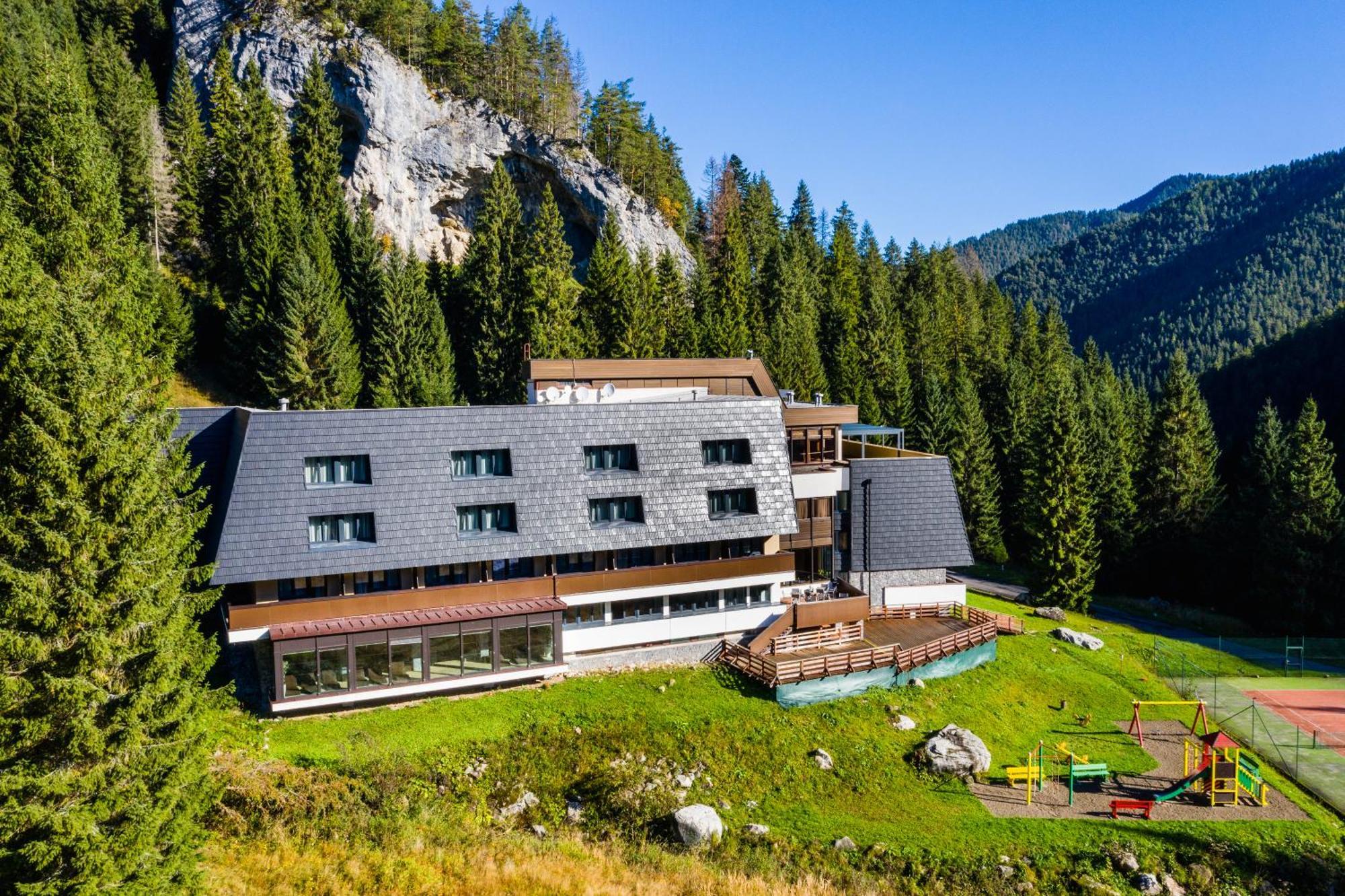 Wellness Hotel Repiska Demanovska Dolina Exteriör bild