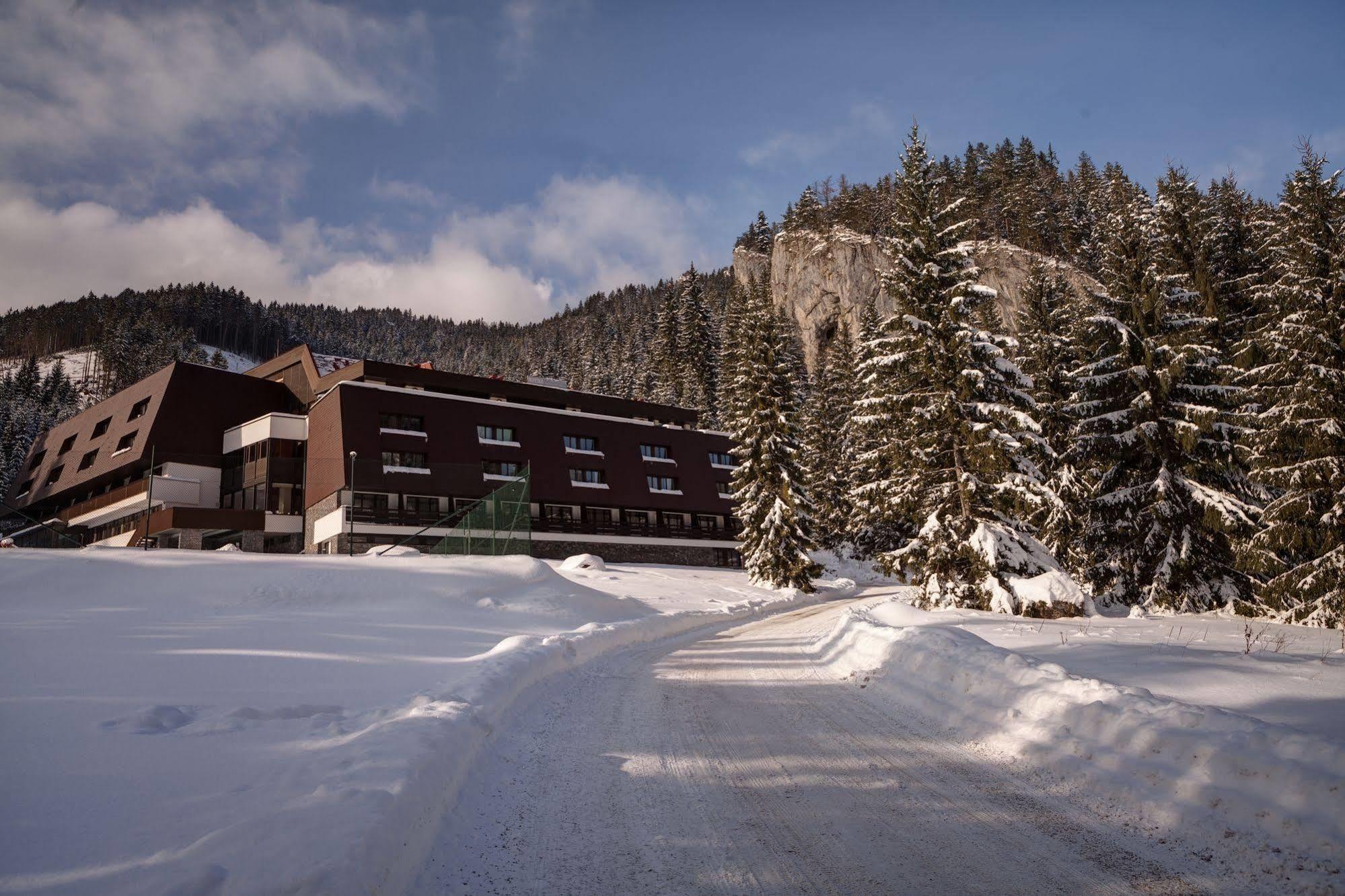 Wellness Hotel Repiska Demanovska Dolina Exteriör bild